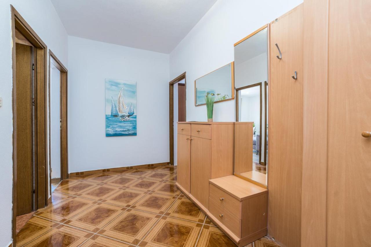 Apartments Marija Starigrad Paklenica Exterior foto